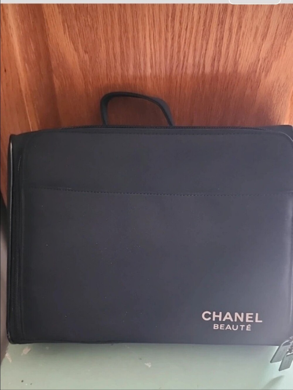 CHANEL Beaute Black Cosmetic Case